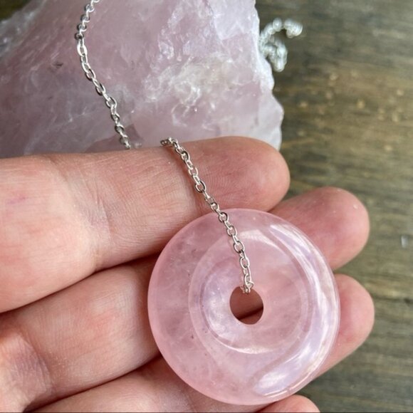 Alquimia Pink and Silver Necklace - Picture 2 of 9